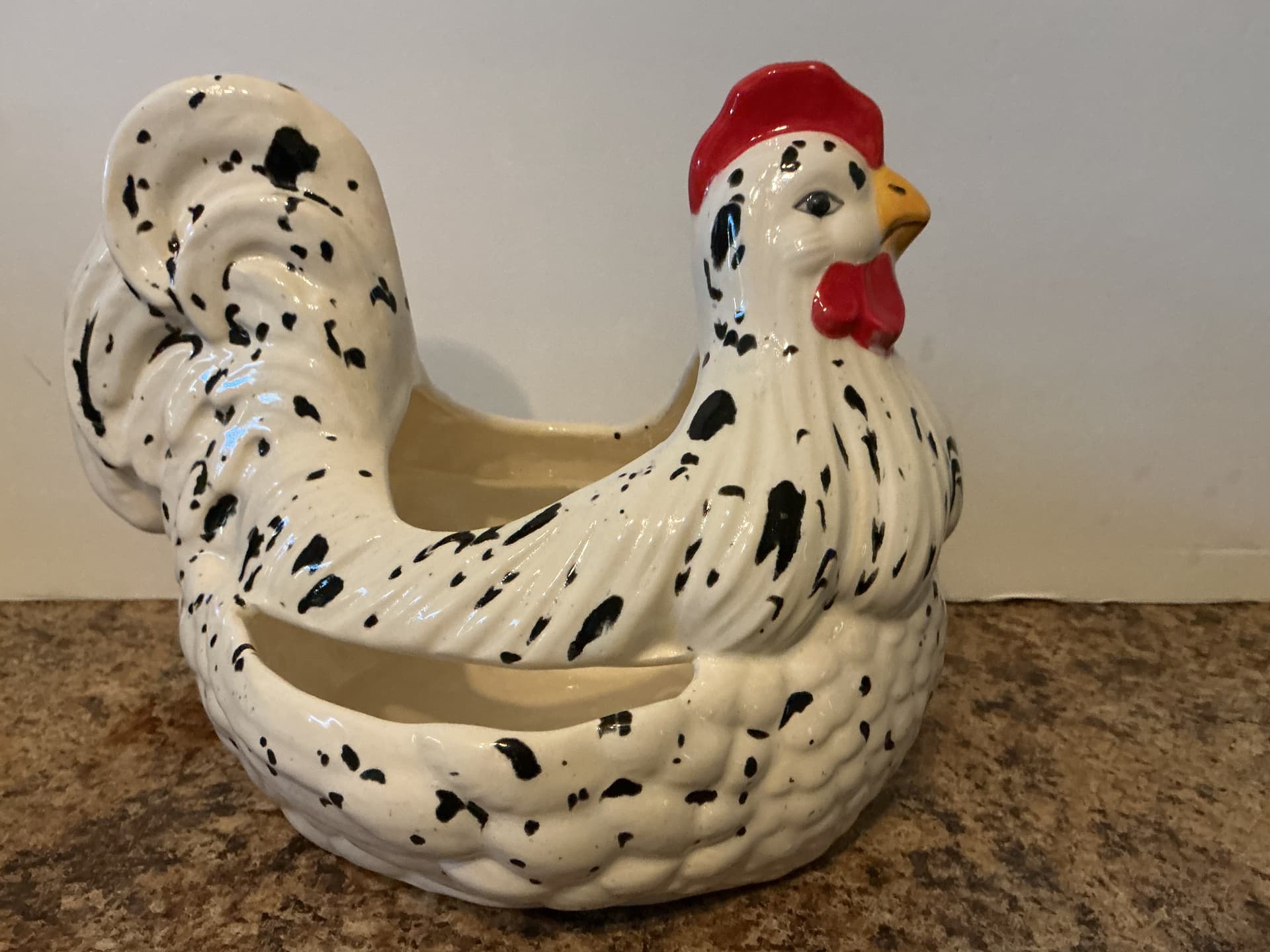 Finished Ceramics: Medium size Arnel hen planter